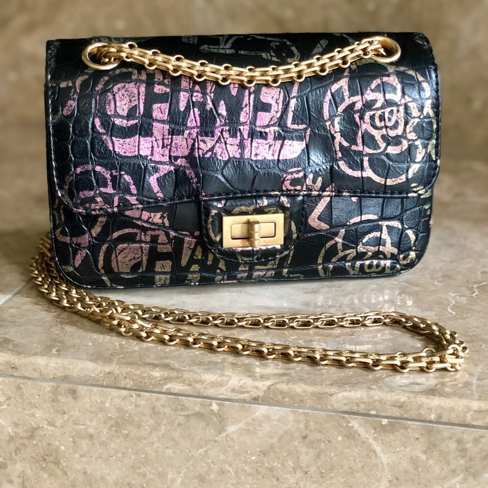AUTHENTIC CHANEL - Mini Chanel 2.55